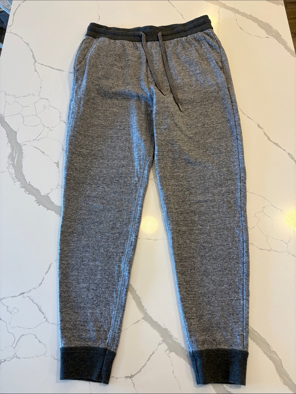 Faherty Double Knit Sweatpant ~ Medium ~ Light Carbon Heather